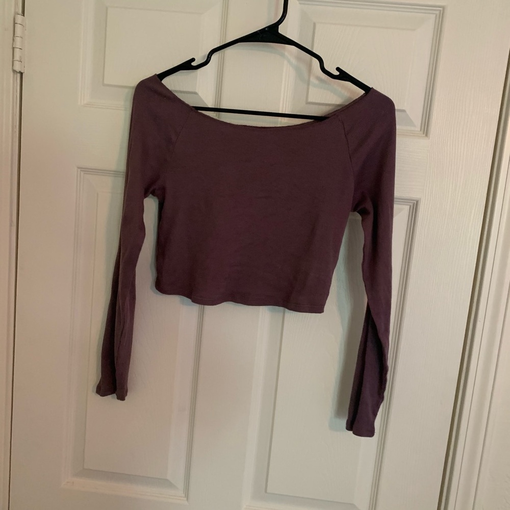 Long sleeve crop top